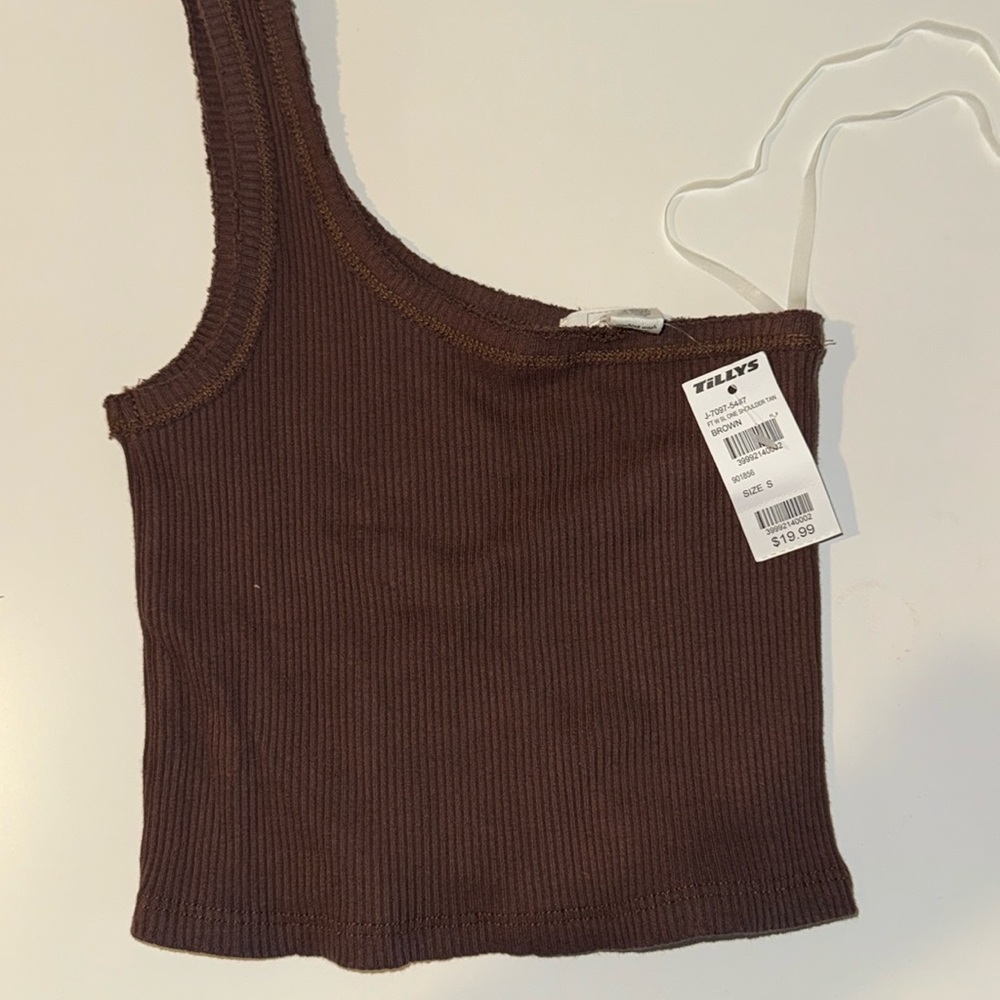 TILLYS FULL TILT HALTER TOP